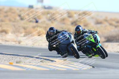 media/Jan-10-2025-CVMA Friday Practice (Fri) [[489e0da257]]/Group 4 and Trackday/Session 4 (Turn 16)/